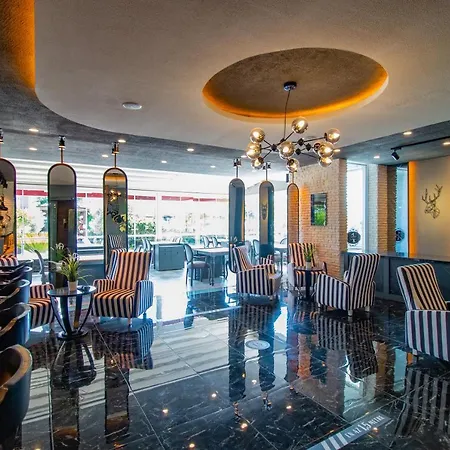 Avsar Boutique فندق 3*